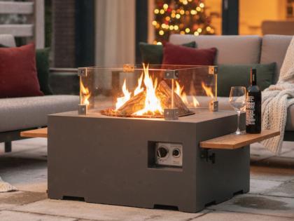 Feuertisch Mania von Happy Cocooning, Szene AI generiert