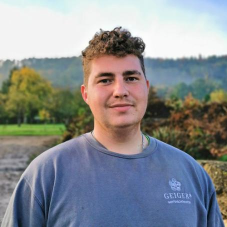 Auszubildender Landschaftsgärtner bei Geiger's - Bennet Hummel