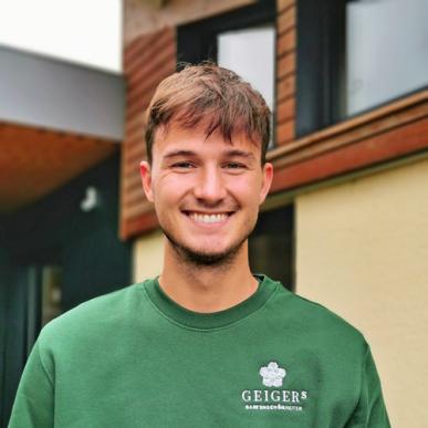 Auszubildender Landschaftsgärtner bei Geiger's - Bennet Hummel