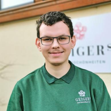 Auszubildender Landschaftsgärtner bei Geiger's - Bennet Hummel