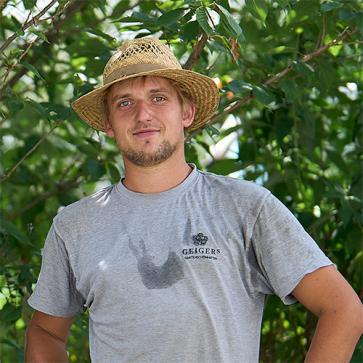 Auszubildender Landschaftsgärtner bei Geiger's - Bennet Hummel